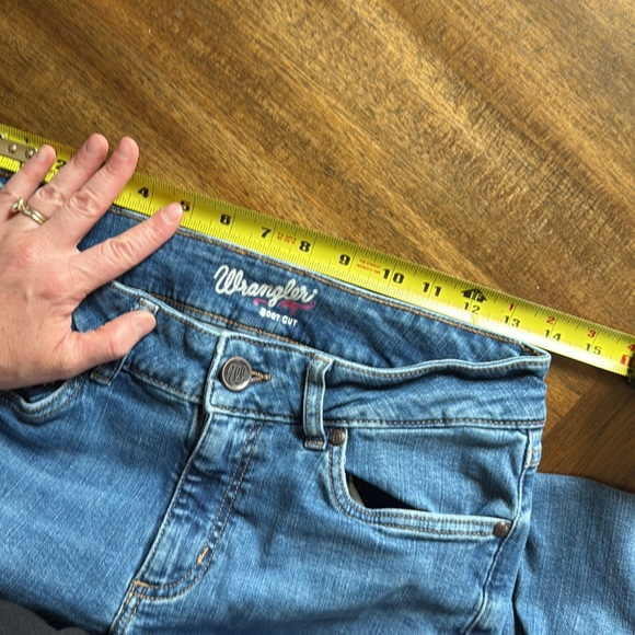 Wrangler Women's Boot Cut Jeans in Blue 7x34 - Picture 8 of 8